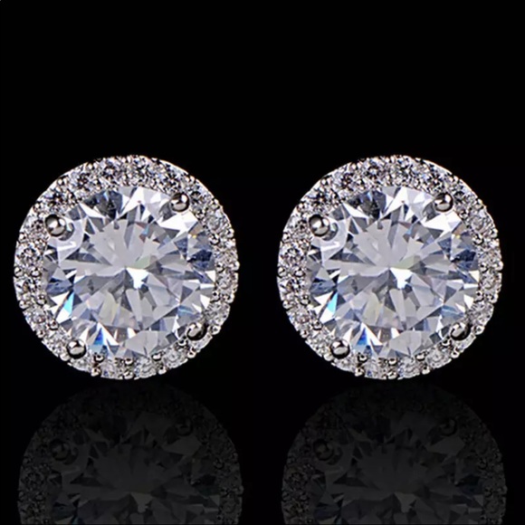 Jewelry - White Rhinestone Crystal Zircon Stud Earrings